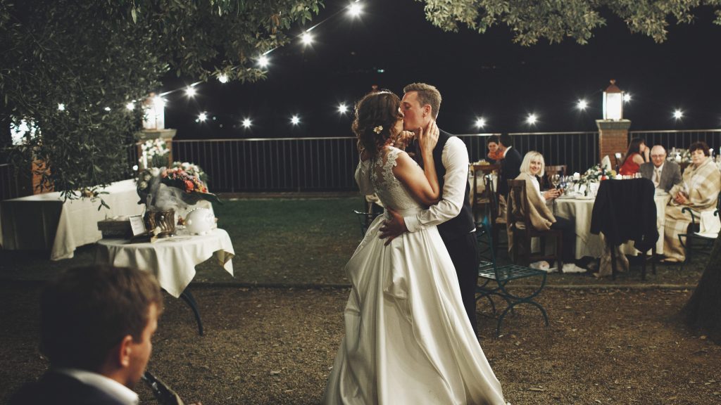 How to Host an Unforgettable Backyard Wedding in&nbsp;Colorado